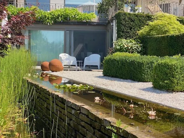 Alojamento de Acomodação e Pequeno-almoço Zen Retreat Met Jacuzzi