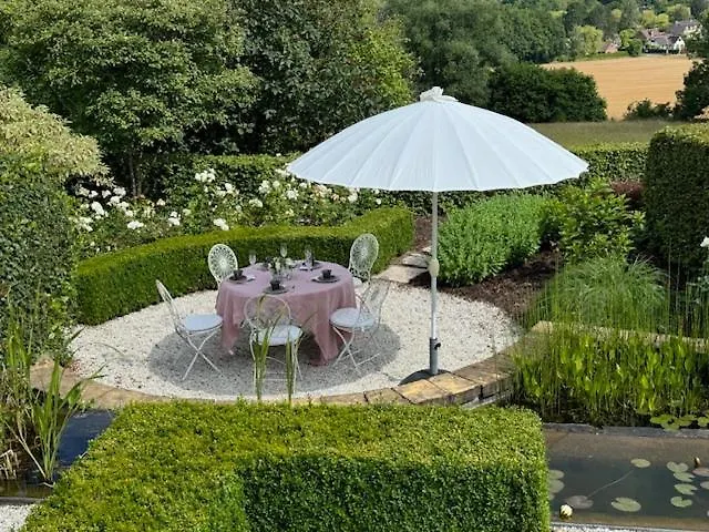 Alojamento de Acomodação e Pequeno-almoço Zen Retreat Met Jacuzzi